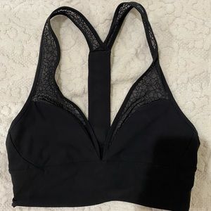 Black lululemon racer back sports bra